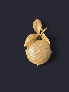Sarah Coventry Faux Baroque Pearl Brooch